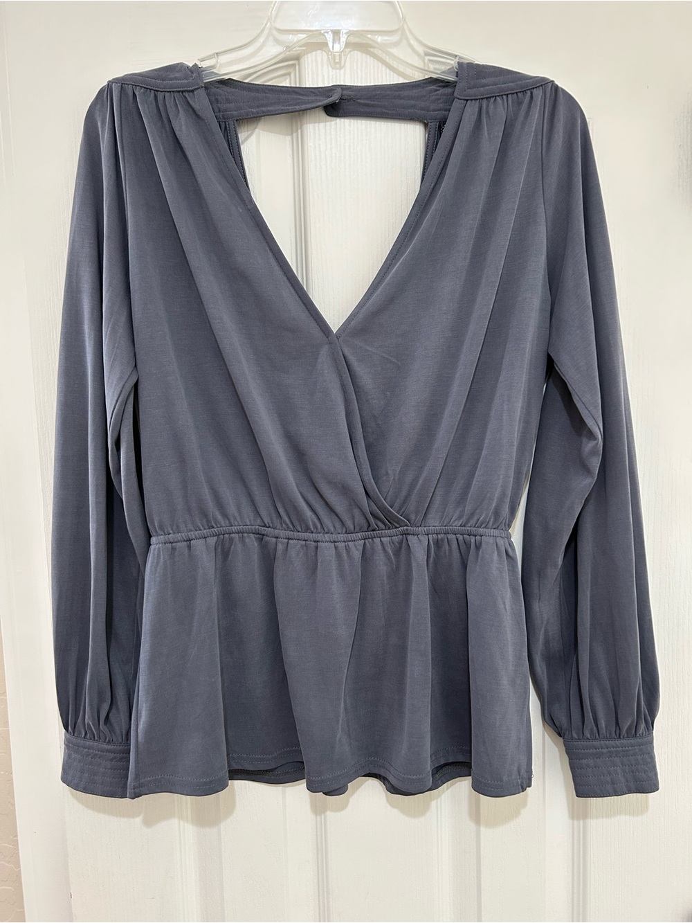 Buckle Black Deep Snap V-Neck Peplum Long-Sleeve Top Blouse - Charcoal Gray